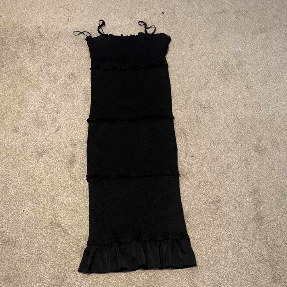 Elegant Black Strapless or spaghetti strap Dress